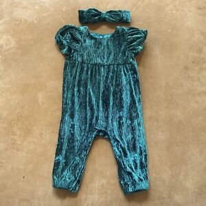 Cat & Jack 12mo Green Ribbed Crushed Velvet Puff Sleeve Romper with Headband